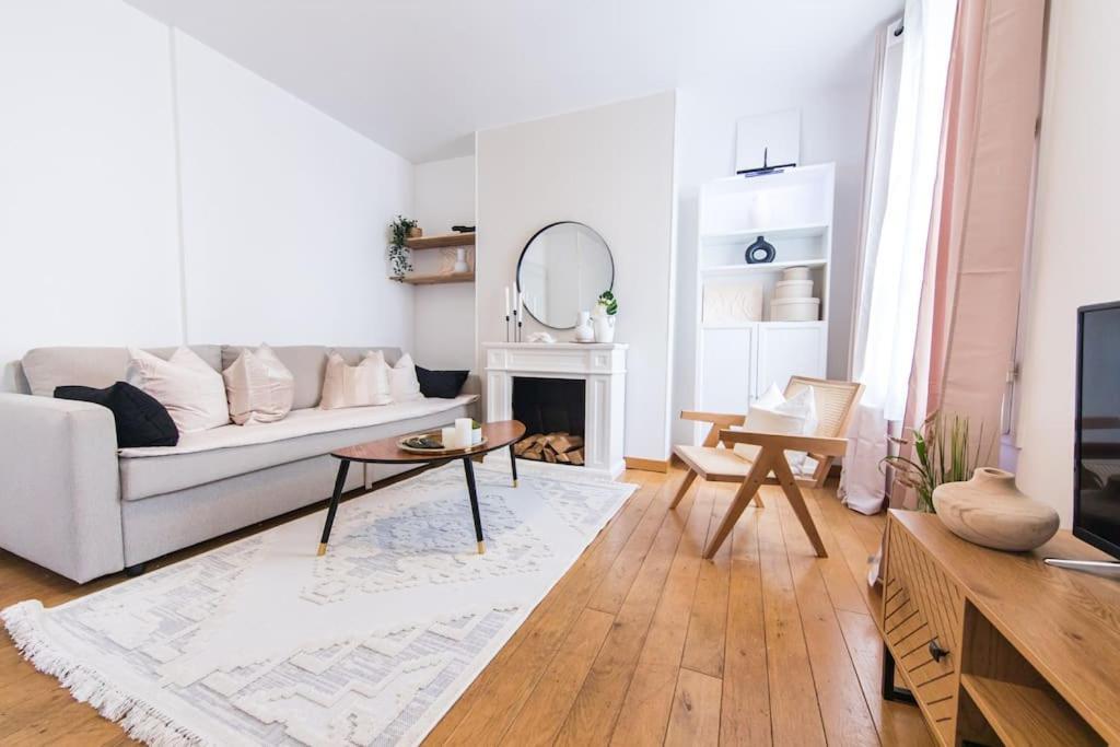 Appartement Lumineux 2 Chambres Coeur De Tours Exterior foto
