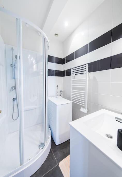Appartement Lumineux 2 Chambres Coeur De Tours Exterior foto
